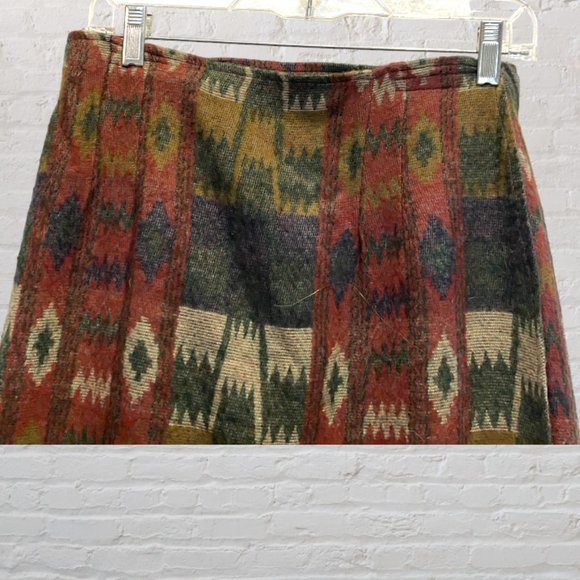 VINTAGE GABRIELLA -- Maxi Skirt, Southwest Print, Wrap Around, Velcro Closure - Picture 7 of 11